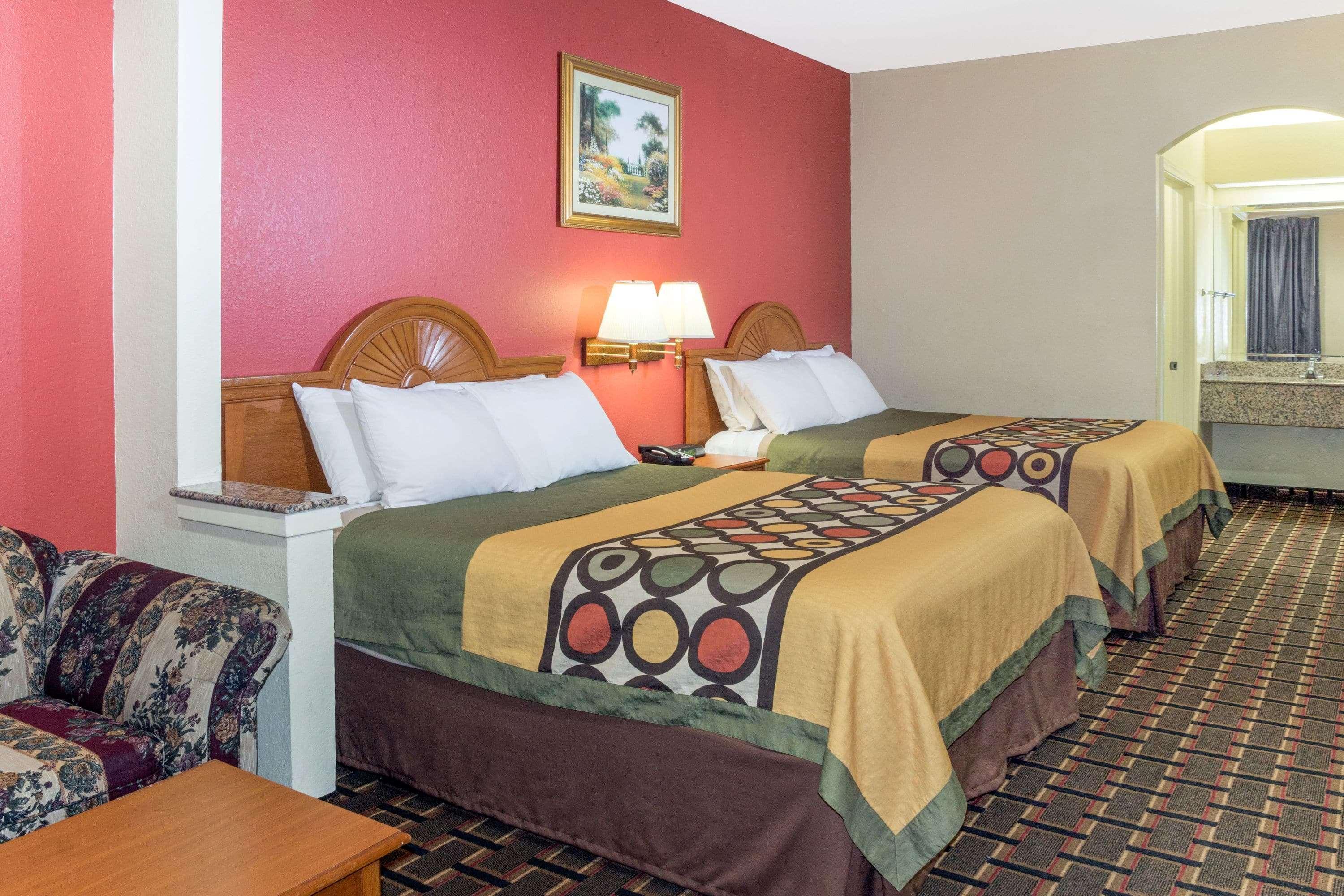 מלון Super 8 By Wyndham Stafford Sugarland Area מראה חיצוני תמונה