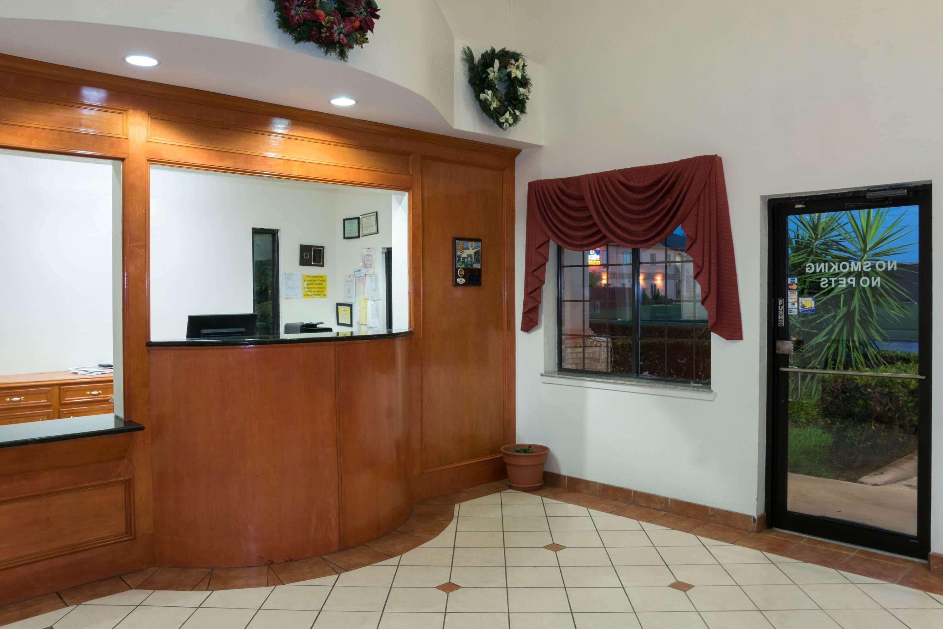 מלון Super 8 By Wyndham Stafford Sugarland Area מראה חיצוני תמונה