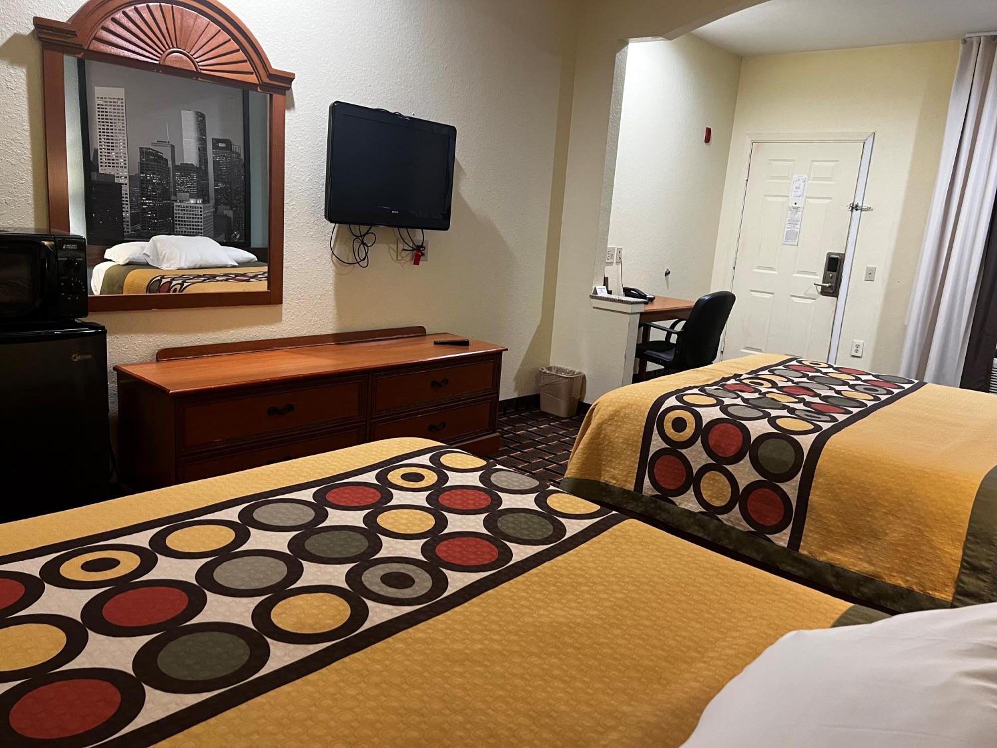 מלון Super 8 By Wyndham Stafford Sugarland Area מראה חיצוני תמונה